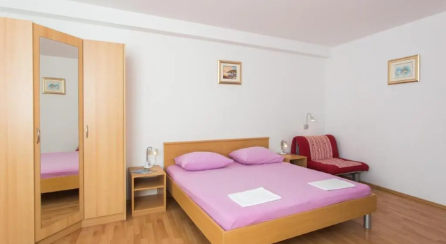 Apartments Bibijana, Забронировать Апартаменты/квартира Отели Сребрено с парковкой, Парковка