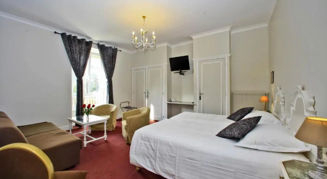 Полулюкс Grand Hotel Des Bains & Villas des Bains