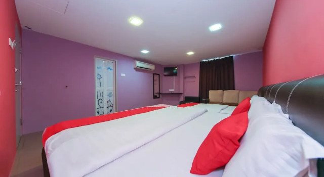 Inn Hotel by OYO Rooms