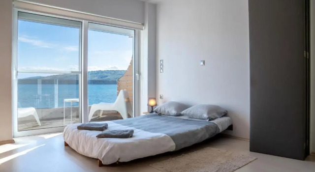 Seaside Maisonette for 5 in Itea, Book Hotel Hotels in Central Greece with Parking, Parking