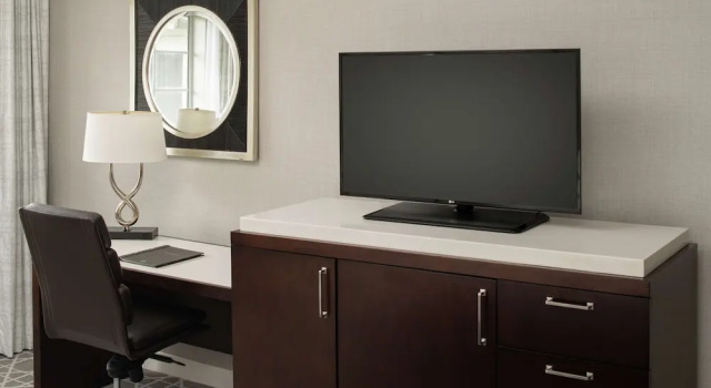 Двухместный номер Deluxe с видом на внутренний двор Hilton San Diego/Del Mar