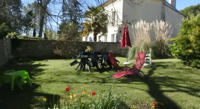 Коттедж Chalet De La Laigne