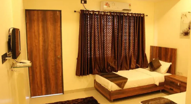Asia Lodge Near Railway Station, Забронировать Отель Недорогие отели штата Махараштры, недорого