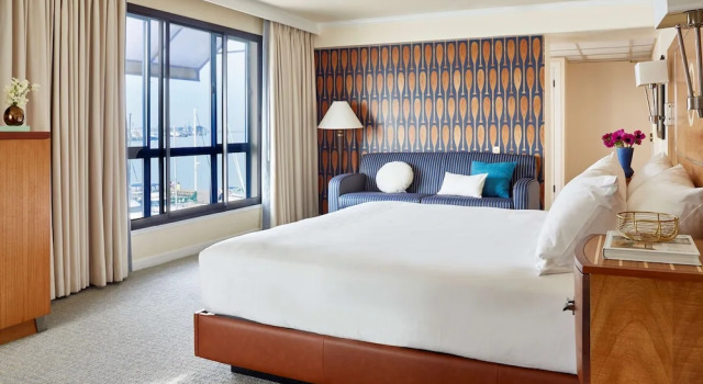 Двухместный номер с частичным видом на причал Waterfront Hotel, part of JdV by Hyatt (12381)