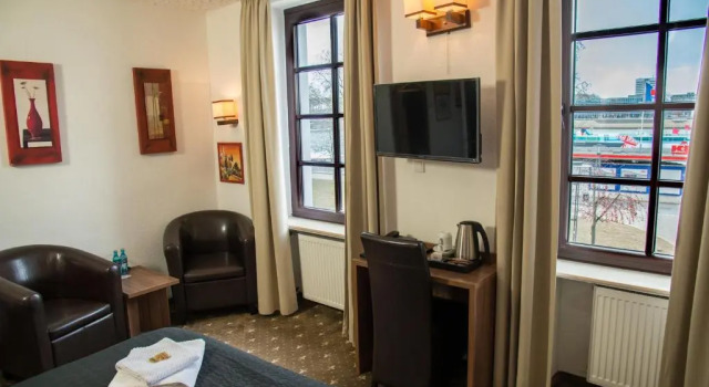 Двухместный номер Standard с видом на озеро Hotel und Restaurant Löwenbräu Köln
