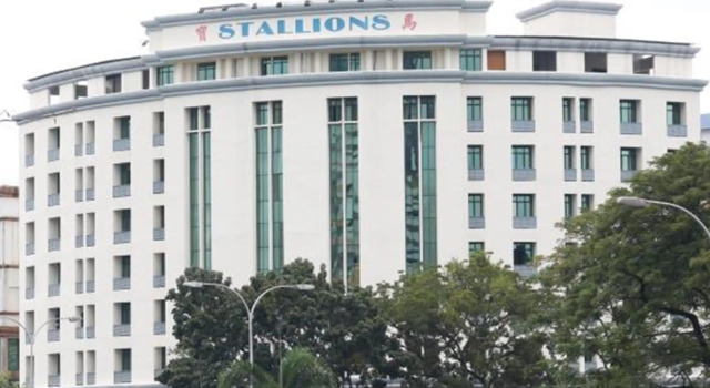 Stallions Suite, Buchen Sie Hotel Jelutong Penang