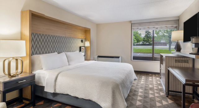Holiday Inn Auburn-Finger Lakes Region by IHG, Забронировать Отель Отели Оберн 3 звезды, рядом с Thompson Memorial AME Zion Church, 3*