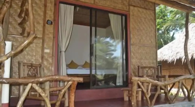 Номер Deluxe с балконом и с видом на океан Camiguin Volcan Beach Eco Retreat & Dive Resort