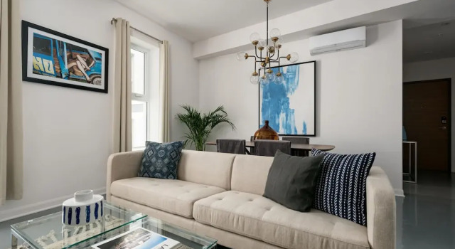 Desirable Old Montreal Suites by Sonder, Book Hotel 4-stjernede hoteller i Montreal, nær Clock Tower Beach, 4*