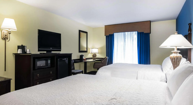 Четырёхместный номер Standard Hampton Inn Murrells Inlet/Myrtle Beach Area