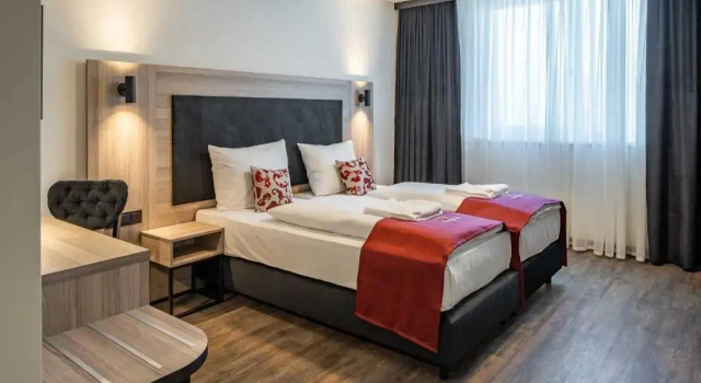 Двухместный полулюкс с видом на сад Abasto Hotel Dachau