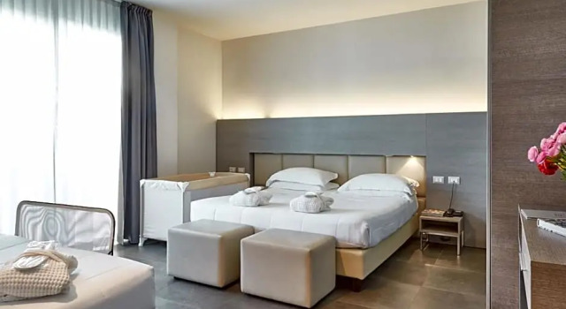 Трёхместный номер Superior с частичным видом на море Bellettini Hotel