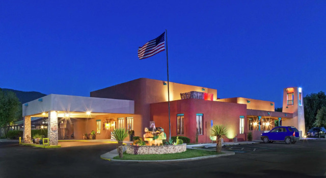Номер Standard Hilton Tapestry Collection, Hotel Don Fernando De Taos