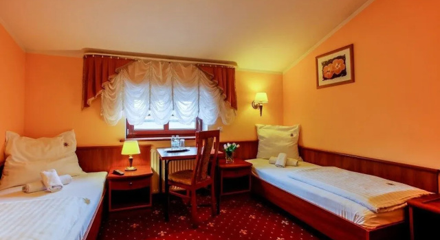 Hotel Palac Wisniewski, Prenota Hotel  