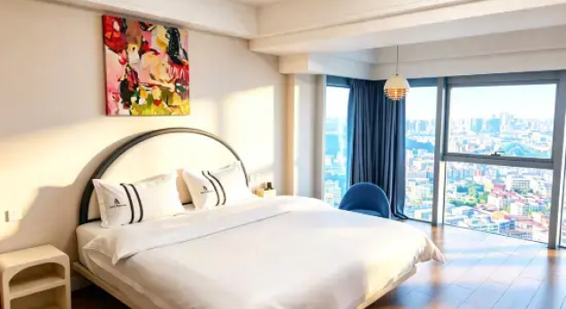 Люкс Deluxe Zhongshan Qijiang River View Apartment Hotel (Xingzhong Square，Sun Wenxi Pedestrian Street)