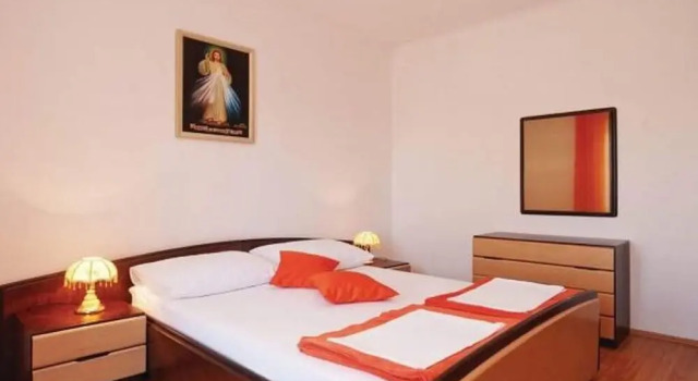 Beautiful Apartment Nora - near the beach