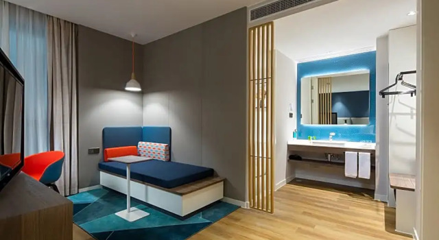 Трёхместный номер Standard Holiday Inn Express Shanghai Kangqiao by IHG
