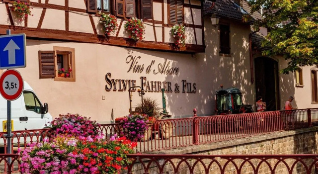 Sylvie Fahrer et Fils, Забронировать Отель «постель и завтрак» Отели Alsace Wine Route с парковкой, Парковка