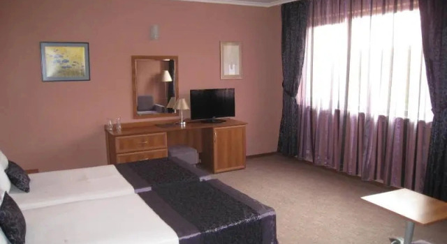 Полулюкс Standard Hotel Real