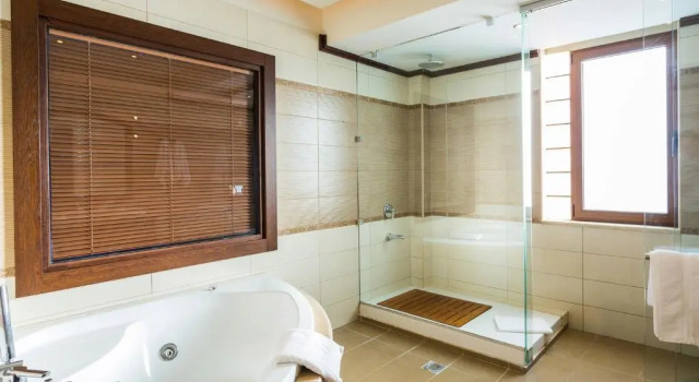 Люкс с видом на море Cavo Seaside Suites