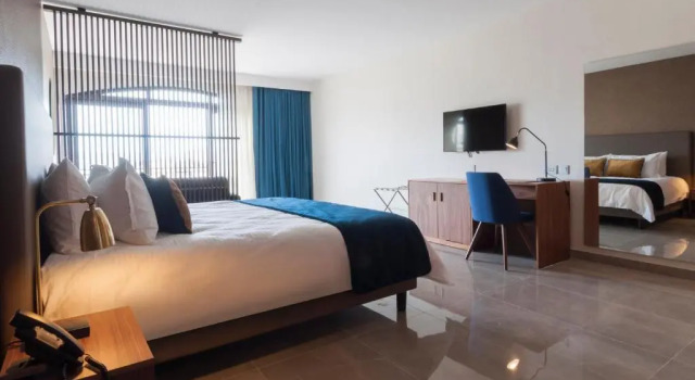 Superior- dobbelt værelse med altan med haveudsigt The Duke Boutique Hotel