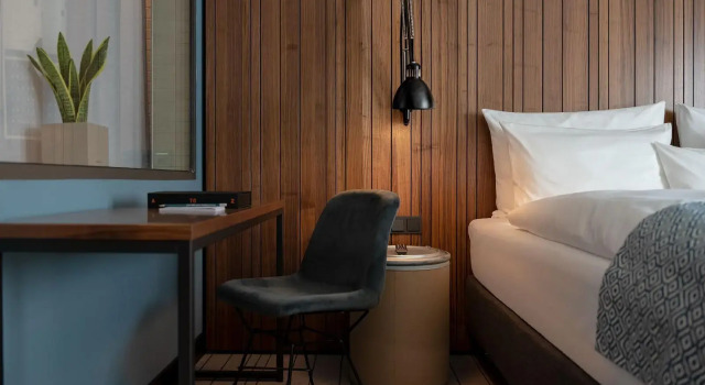 PIERDREI Hotel HafenCity Hamburg, Забронировать Отель Отели Ганзейского города Гамбурга с парковкой, Парковка