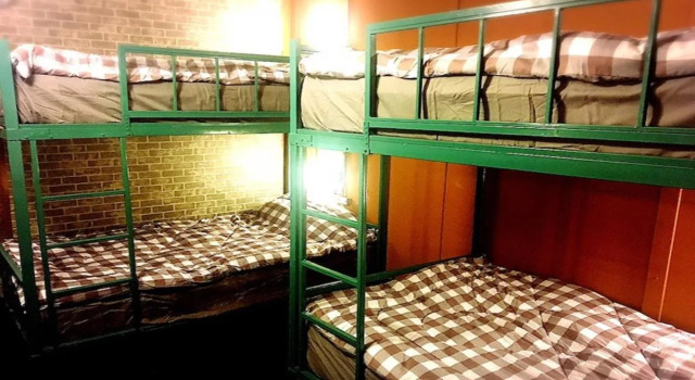 Sleep Ping Bed & River Bar - Hostel