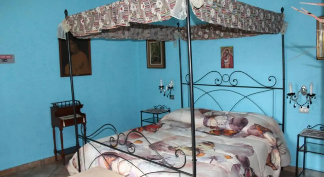B&B Sandra, Забронировать Отель Отели Лугана-ди-Сирмионе с парковкой, Парковка