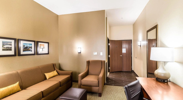 Двухместный люкс Comfort Suites Grand Prairie - Arlington North