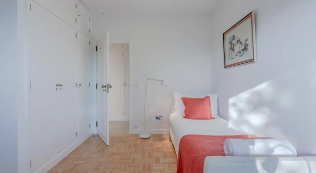 House in Estoril, Забронировать Отель Отели Эшторил 4 звезды, рядом с Estoril Wellness Center, 4*