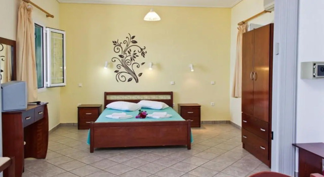 Sirios Hotel, Забронировать Отель Отели периферии Ионических островов с парковкой, Парковка