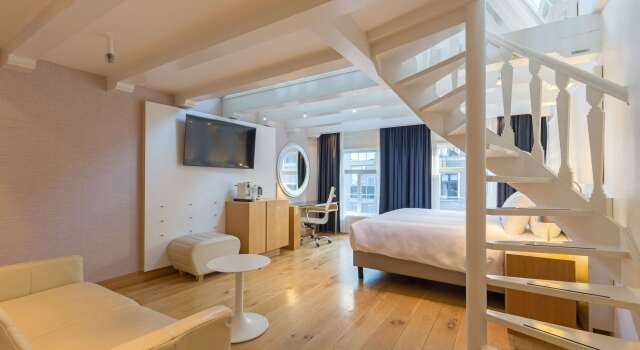 Люкс Mezzanine with Terrace Radisson Blu Hotel, Amsterdam City Center