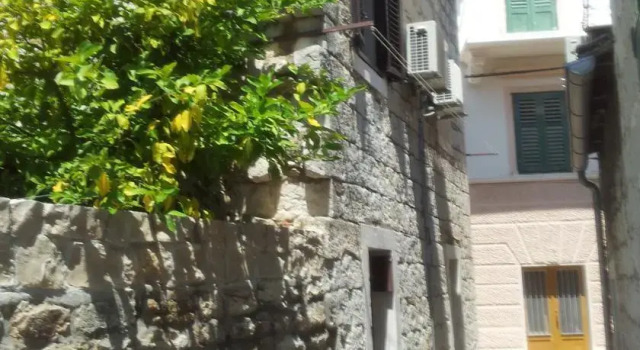 Guest House Maris, Prenota Appartamento Hotel a Croatian Islands con piscina, Piscina