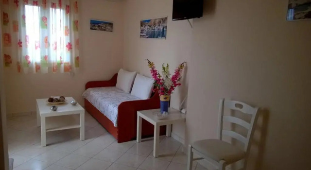 Stolidi, Reserva ahora Hotel Zefiria Milo
