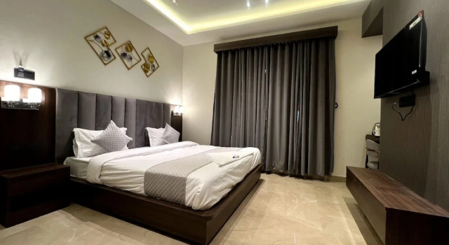 Номер Premium Hotel Majestic Grand By MNG Rooms