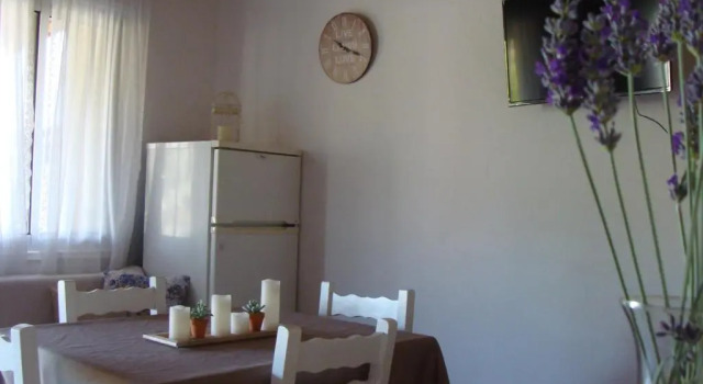 Gorjelina `s House, Book Hotel Volos 