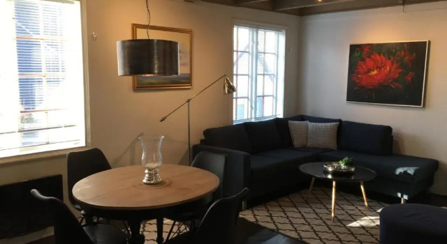 Апартаменты Ellingsens Apartment Egersund
