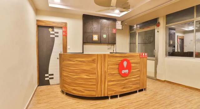 OYO 11427 Hotel Kalyan, Rezerwuj Hotel Hotele w Gujarat ze śniadaniem, Śniadanie