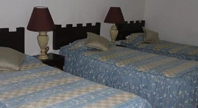 Трёхместный номер Economy Hotel Grecia Real