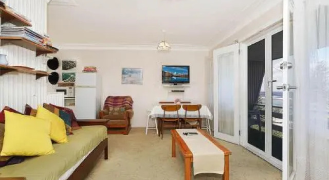 Toowoon Bay Beachside Unit, Unit 4