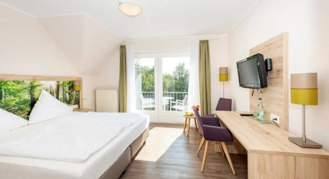 Ferienhotel Haus Becker, Забронировать Отель Бад-Лар Северный Рейн-Вестфалия