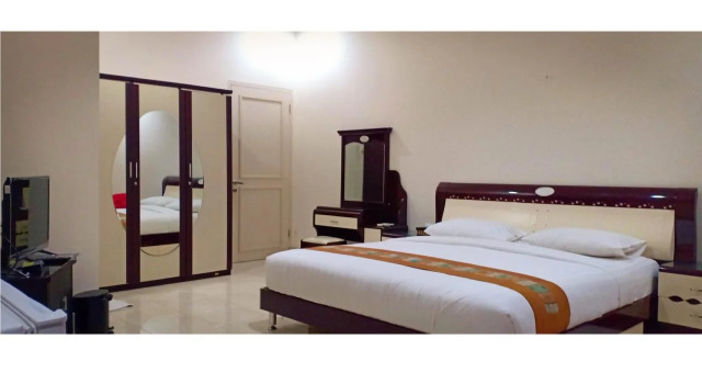 The Garden Hotel, Rezervovat Hotel Hotely v Sulawesi s parkováním, Parkování