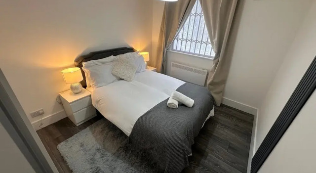 Apartment - Sleeps 6 - City Base - District Line