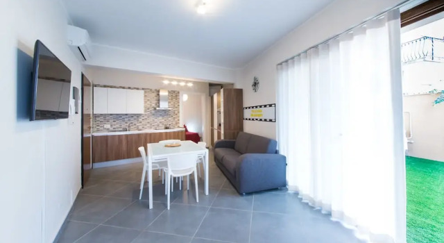 Casa Vacanze Non Ci Resta Che Piangere, Book Hotel Hotels in Sicily with a Pool, Swimming Pool