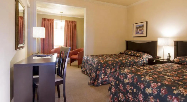 Четырёхместный номер Standard с видом на сад Hotel Motel Belle Plage