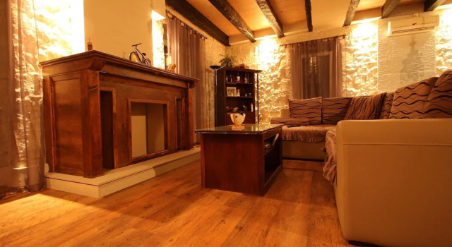 Luxury 120 m2 apt With Balcony Next to the Beach