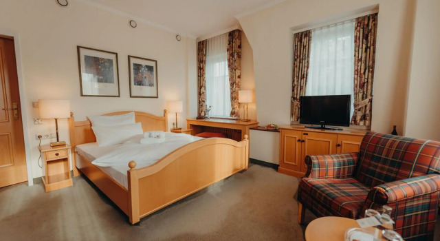 Hotel Jungclaus, Book Hotel Wentorf bei Hamburg Lauenburg-Elbe