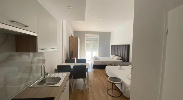 Студия Moon Rocks Hostel