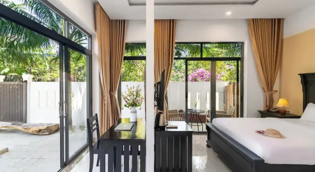 Vooc Signature Hotel Hoi An, Rezerwuj Hotel Hotele w Quang Nam z basenem, Basen