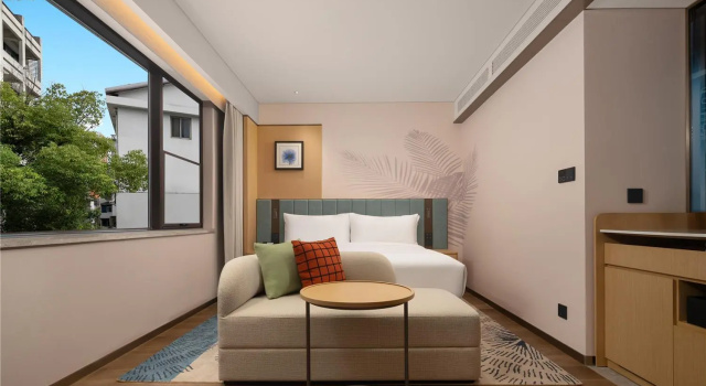Номер Deluxe Hilton Garden Inn Shaoxing Lu Xun Native Place